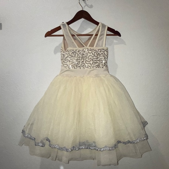 Weissman dance costume, white and silver 14396 size MC - Picture 4 of 17